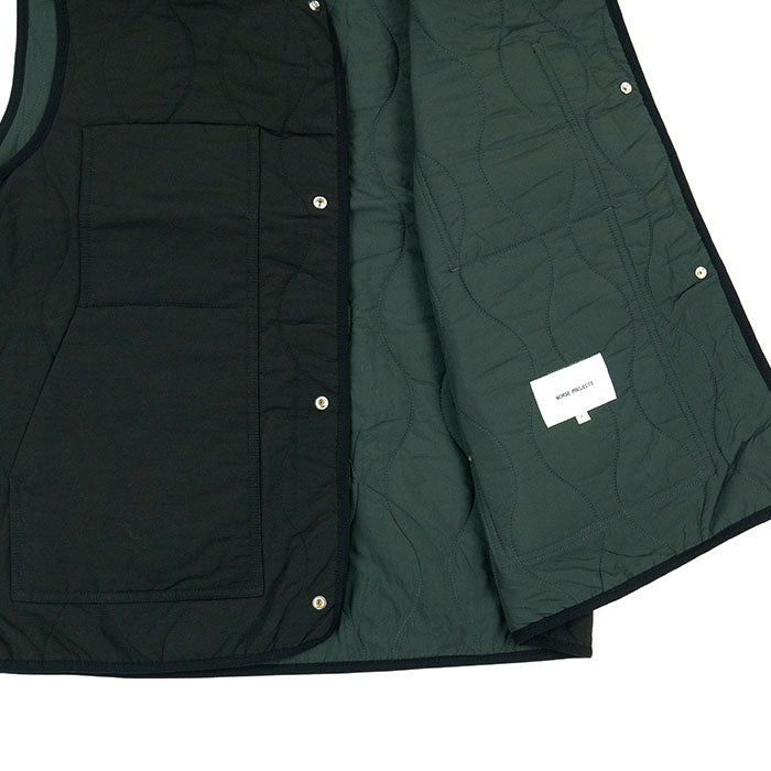 Norse Projects Peter Waxed Nylon Insulated Vest - Black S24